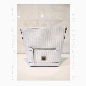 ❗SALE❗🎉 Host Pick 🎉Dooney & Bourke Crossbody